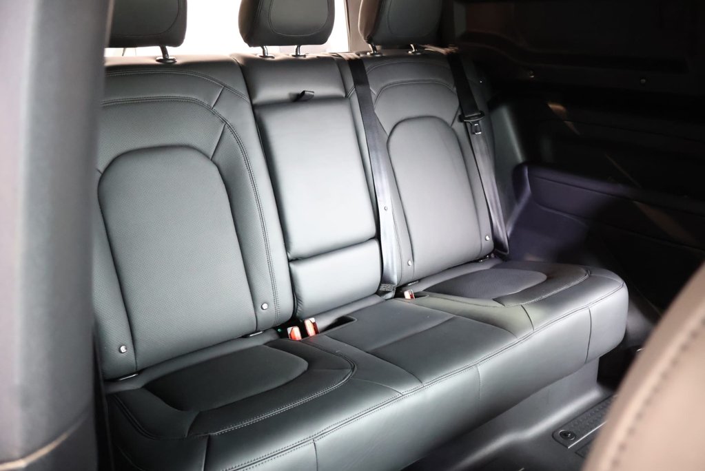 Land Rover Defender 90 DEMO  HARD TOP 350  X-DYNAMIC HSE s 20k spend inc genuine rear seat   34