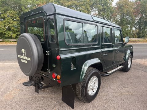 Land Rover Defender 110 TD5 XS STATION WAGON 3