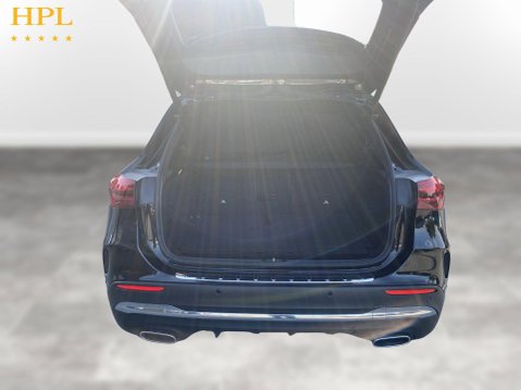 Mercedes-Benz GLA 1.3 GLA200h MHEV AMG Line (Executive) SUV 5dr Petrol Hybrid 7G-DCT Euro 6 ( 21