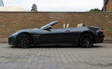 Maserati Grancabrio Sport 6