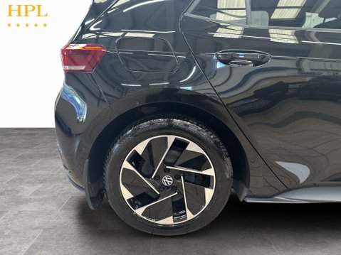 Volkswagen ID.3 Pro 59kWh Match Hatchback 5dr Electric Auto (204 ps) 10