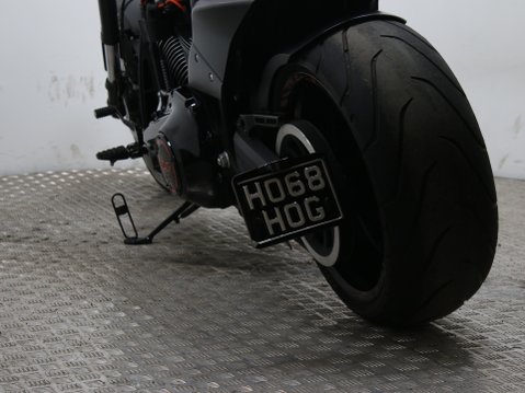Harley-Davidson Softail SOFTAIL FXDR 114 19 2
