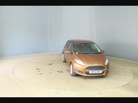 Ford Fiesta TITANIUM 2