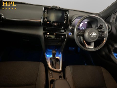 Toyota Yaris Cross 1.5 VVT-h Design SUV 5dr Petrol Hybrid E-CVT Euro 6 (s/s) (116 ps) Air Con 18