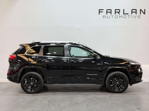 Jeep Cherokee 2.2 MultiJetII Overland SUV 5dr Diesel Auto 4WD Euro 6 (s/s) (200 ps) 11