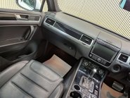 Volkswagen Touareg 3.0 Touareg V6 R-Line+ TDI BlueMotion Technology Auto 4WD 5dr 51