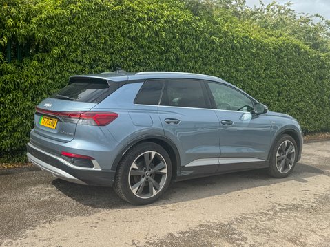 Audi Q4 40 S line SUV 5dr Electric Auto 82kWh (204 ps) 32