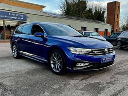 Volkswagen Passat 1.5 Passat R-Line TSi Evo 5dr 4