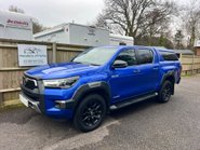 Toyota Hilux 2.8 INVINCIBLE X 4WD D-4D DCB AUTOMATIC 8