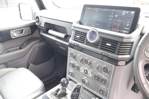 Ineos Grenadier FIELDMASTER EDITION PICK UP VERY RARE PETROL MODEL SEEKER STYLED  15