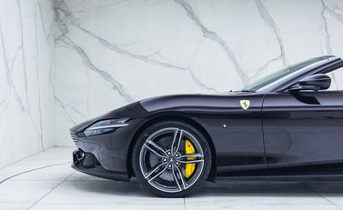 Ferrari Roma SPIDER 33