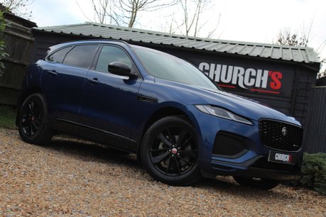 Jaguar F-Pace 2.0 F-Pace R-Dynamic Black D MHEV AWD Auto 4WD 5dr 2