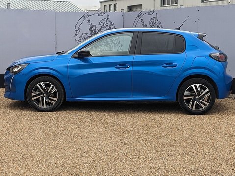 Peugeot 208 PURETECH ALLURE PREMIUM S/S 4
