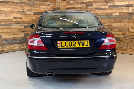 Mercedes-Benz CLK 3.2 CLK320 Elegance Coupe 2dr Petrol Automatic (250 g/km, 215 bhp) 86