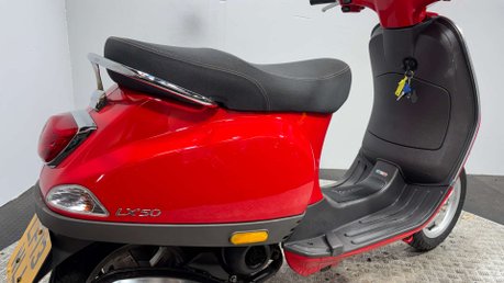 Piaggio Vespa 2013 6K NEW MOT 2 STROKE 50CC LEARNER BIKE CLEAN EXAMPLE 7