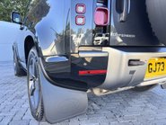 Land Rover Defender 90 D300 Hard Top X-Dynamic HSE 27