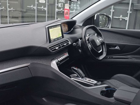 Peugeot 3008 1.2 PureTech GPF Allure SUV 5dr Petrol EAT Euro 6 (s/s) (130 ps) 58