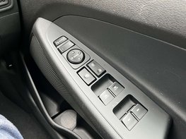 Hyundai TUCSON 1.6 Tucson SE Nav GDi 2WD 5dr 58