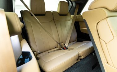 Land Rover Range Rover P400 Autobiography LWB 7 Seater 13