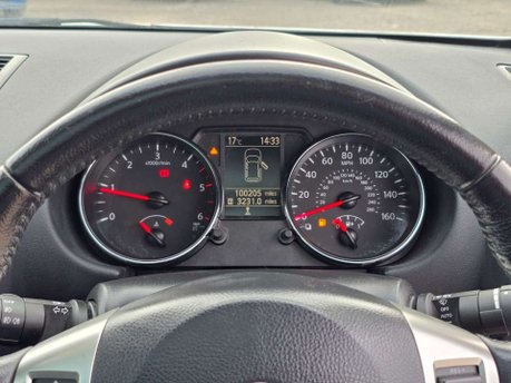Nissan Qashqai 1.5 dCi 360 SUV 5dr Diesel Manual 2WD Euro 5 (110 ps) 28