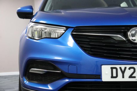 Vauxhall Grandland X SE PREMIUM 25