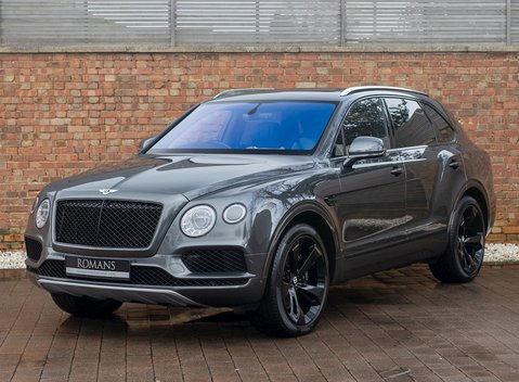 Bentley Bentayga V8 6