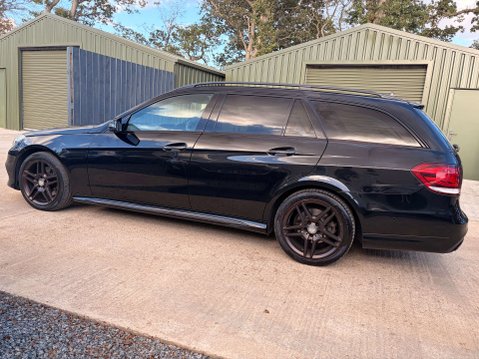Mercedes-Benz E Class 2.1 E220 AMG Night Edition Premium Bluetec Auto 5dr 18