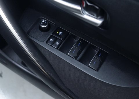 Toyota Corolla 1.8 Corolla Icon HEV CVT 5dr 39