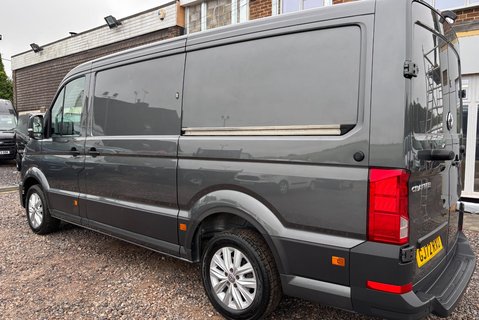 Volkswagen Crafter CR35 L2 H1 Mwb Lr 177 ps Tdi Trendline DSG Panel Van 6