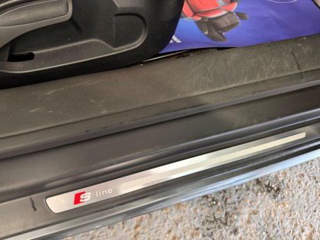 Audi TT 2.0 TFSI S line Euro 5 (s/s) 3dr 32