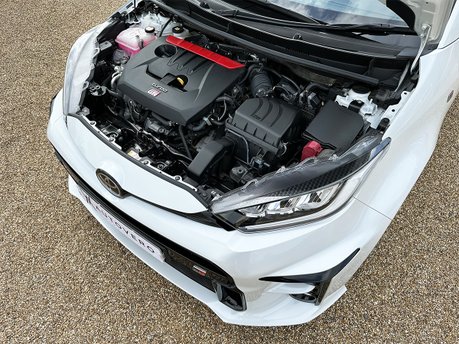 Toyota Yaris GR-Y CIRCUIT 87