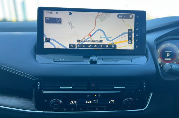 Nissan Qashqai DIG-T TEKNA DCT MHEV AUTO 34