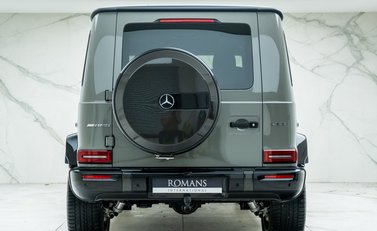 Mercedes-Benz G Class AMG G 63 CARBON EDITION 8