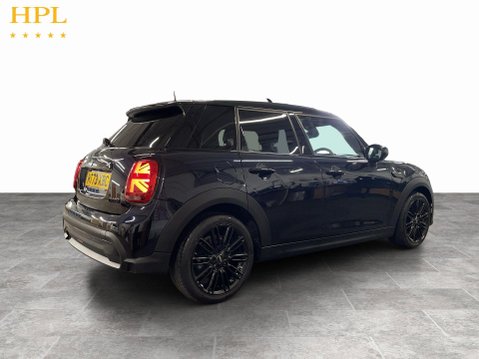 Mini Hatch 1.5 Cooper Exclusive Hatchback 5dr Petrol Steptronic Euro 6 (s/s) (136 ps) 7