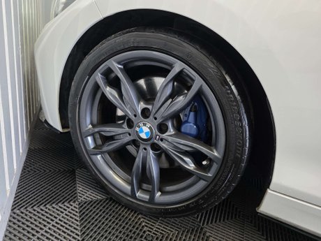 BMW 1 Series 3.0 M140i GPF Shadow Edition Hatchback 5dr Petrol Auto Euro 6 (s/s) (340 ps 27