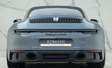 Porsche 911 Targa 4 GTS (992) 30