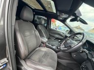 Ford Kuga ST-LINE X 11