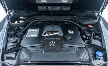 Mercedes-Benz G Class AMG G63 Carbon Edition 39