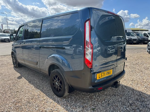 Ford Transit Custom Crew Cab LWB L2H1 (SOLD KH) Low Roof Trail 320 Air Con Alloys Sensors Tow B 11