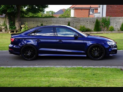 Audi S3 2.0 TFSI S Tronic quattro Euro 6 (s/s) 4dr 9