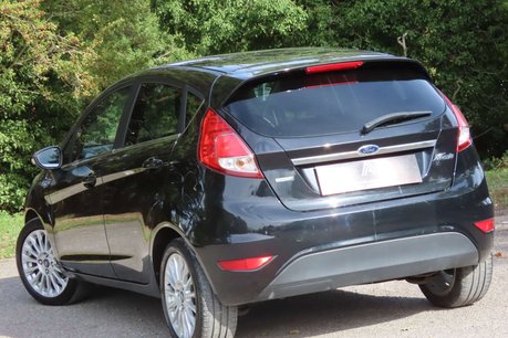 Ford Fiesta 1.0T EcoBoost Titanium Hatchback 5dr Petrol Manual Euro 5 (s/s) (100 ps) 6