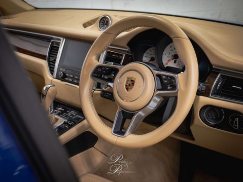 Porsche Macan 3.0 Macan S D Semi-Auto 4WD 5dr 45
