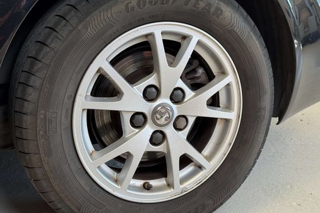 Vauxhall Insignia 2.0 CDTi ecoFLEX Design Hatchback 5dr Diesel Manual Euro 5 (s/s) (140 ps) 31