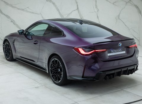 BMW M4 COMPETITION 12