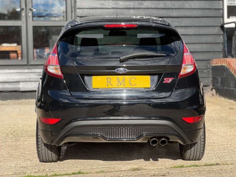 Ford Fiesta 1.6T EcoBoost ST-2 Hatchback 3dr Petrol Manual Euro 6 (182 ps) 12