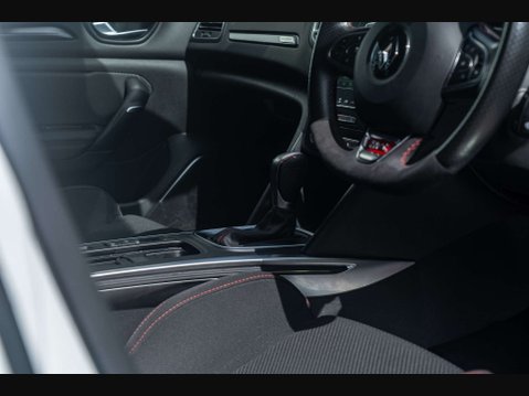Renault Megane 1.8 Megane Renault Sport Trophy Auto 5dr 17