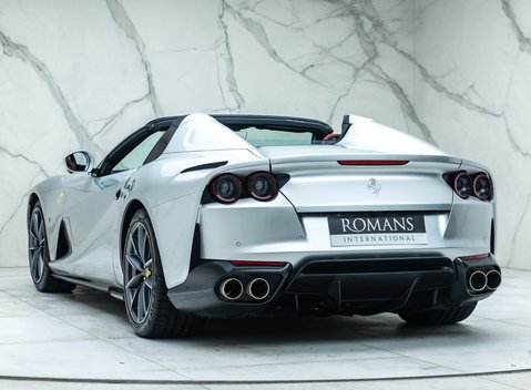 Ferrari 812 GTS 10