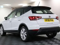 SEAT Arona TSI SE TECHNOLOGY 22