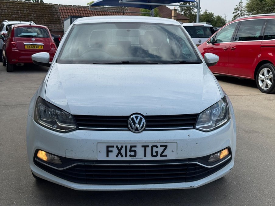 2015 Volkswagen Polo — image 3