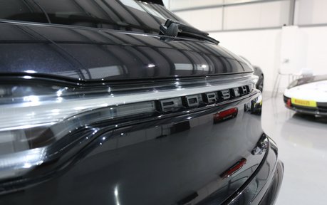 Porsche Macan Now Sold More Required - RS Spyder Alloys, Pan Roof, BOSE 11